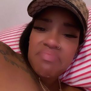 Meet your Posher, Rae monroe